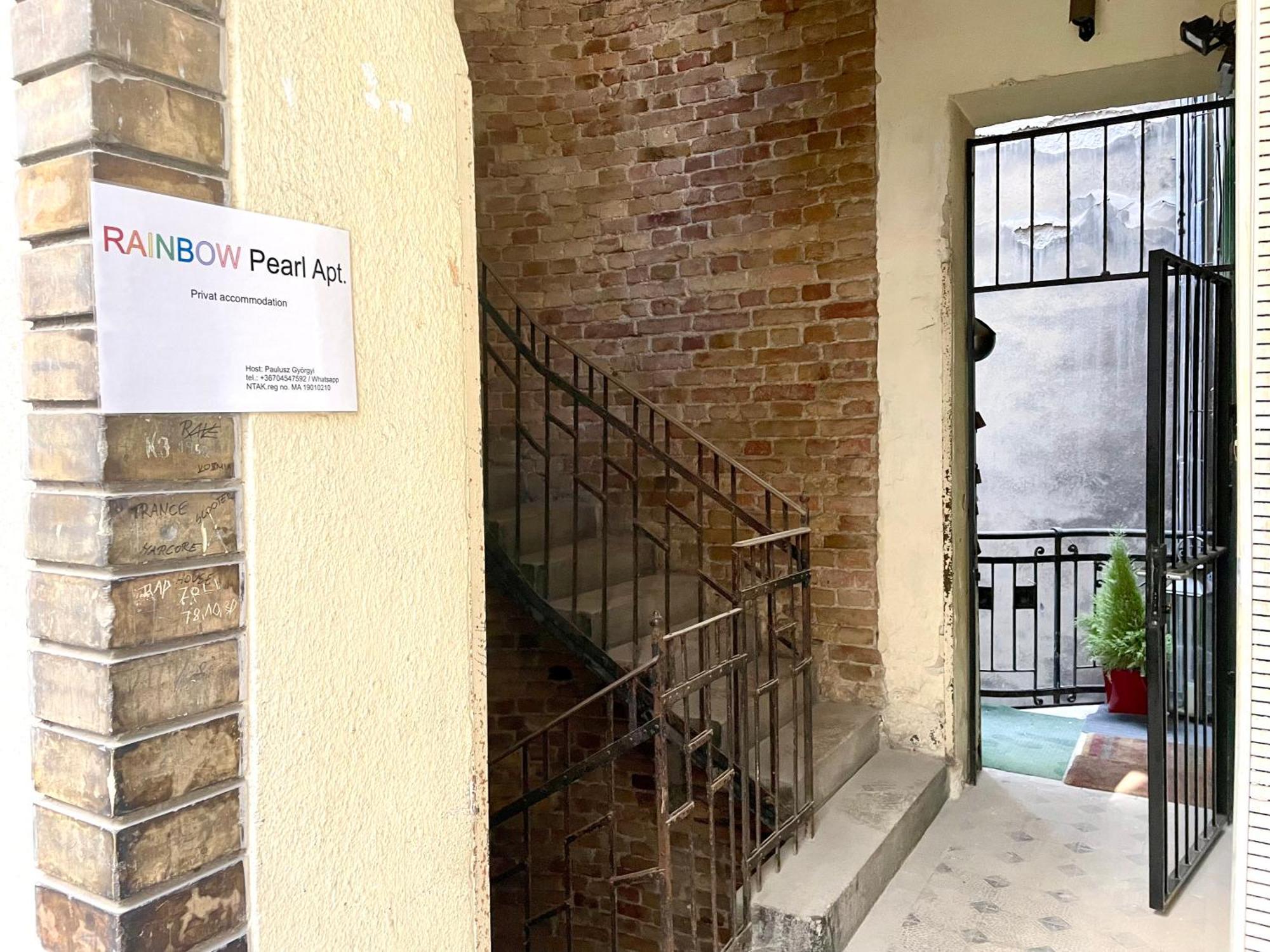 Rainbow Pearl Apartment At St Stephen' S Basilica Βουδαπέστη Εξωτερικό φωτογραφία