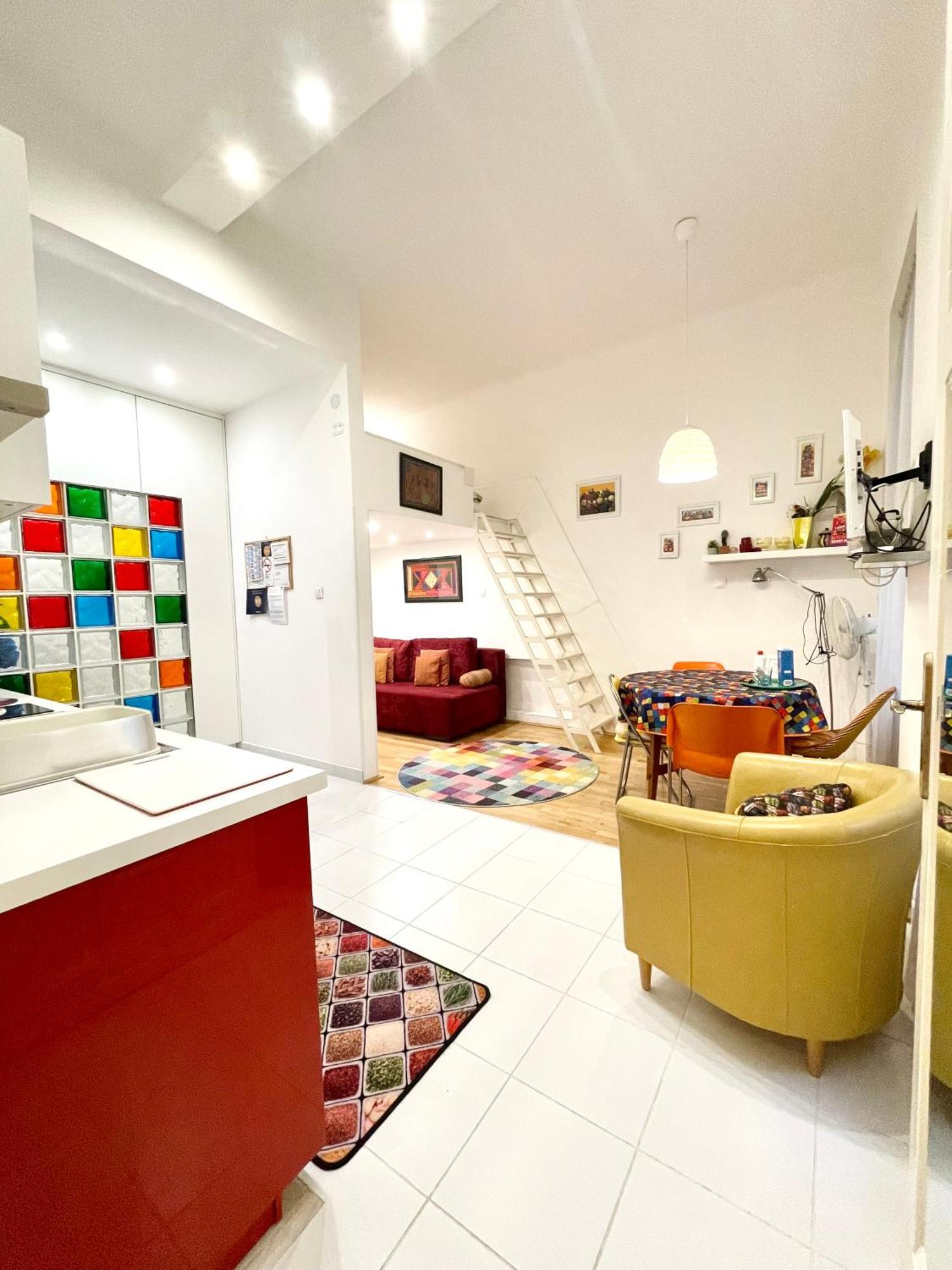 Rainbow Pearl Apartment At St Stephen' S Basilica Βουδαπέστη Εξωτερικό φωτογραφία