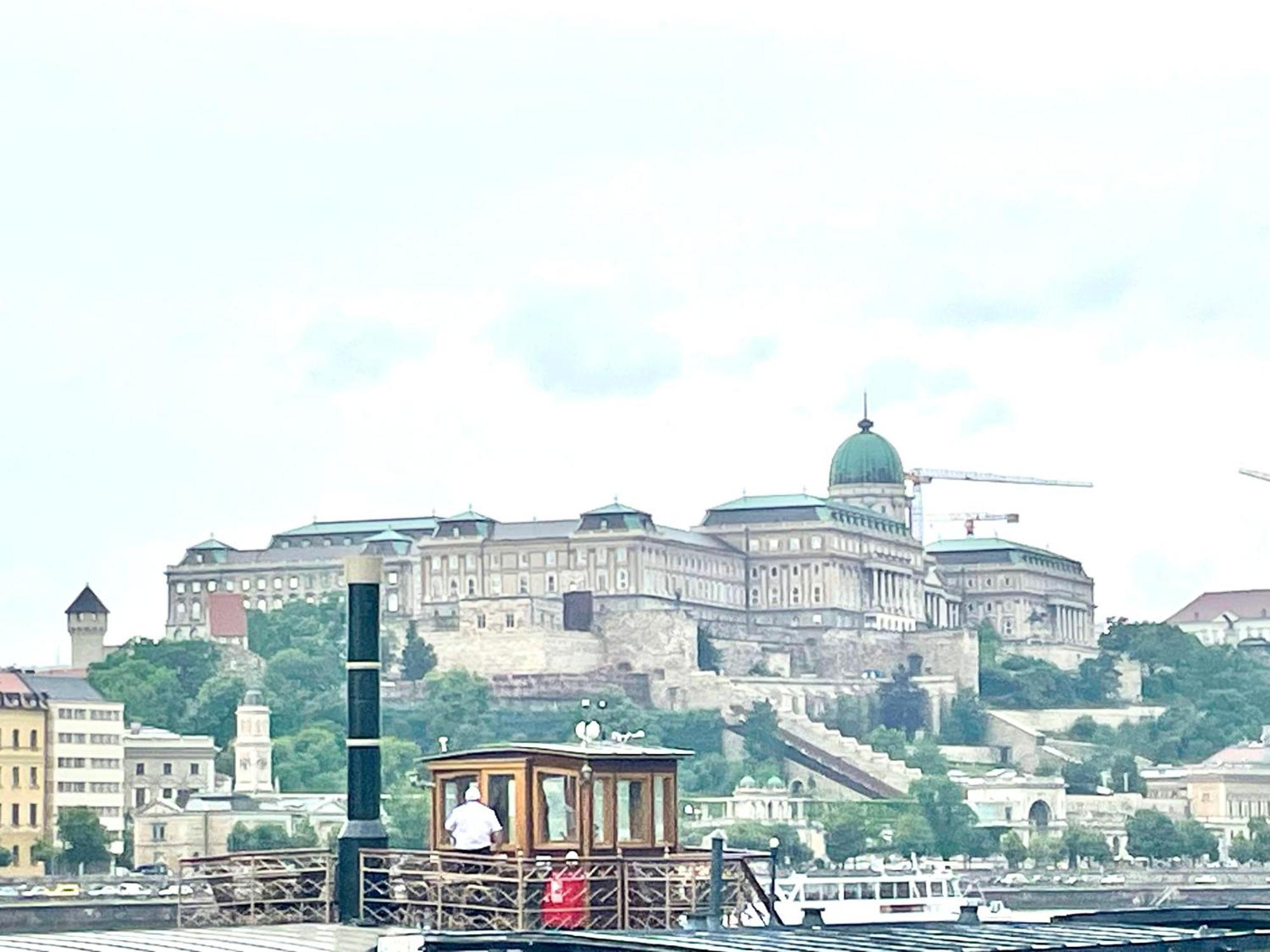 Rainbow Pearl Apartment At St Stephen' S Basilica Βουδαπέστη Εξωτερικό φωτογραφία
