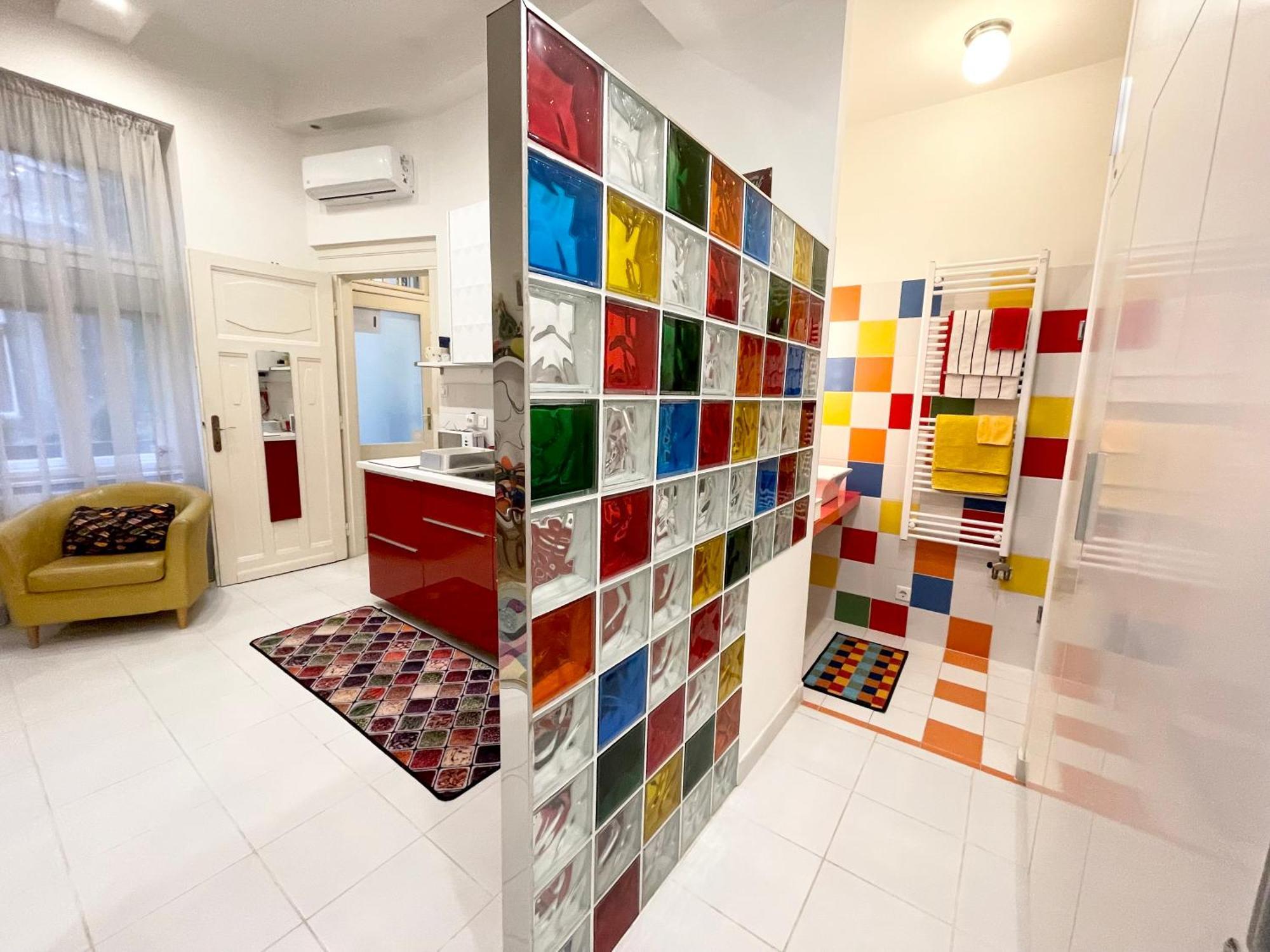 Rainbow Pearl Apartment At St Stephen' S Basilica Βουδαπέστη Εξωτερικό φωτογραφία